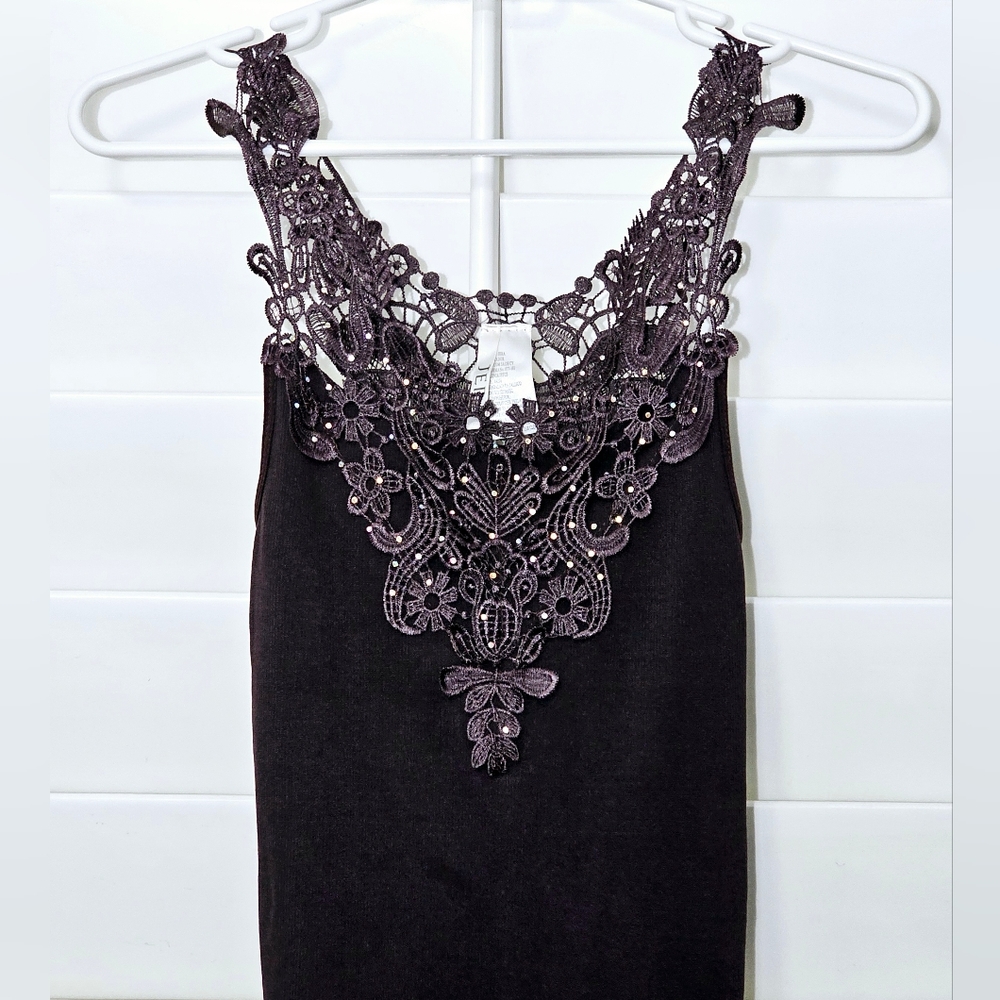 JERA EMBELLISHED TANK TOP